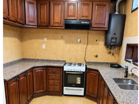 VENTA  hermosa CASA  | Los Hacheros 338 - Rcia; Chaco.