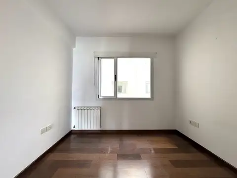 Depto Tipo Casa en Alquiler en Puerto Madryn, $ 700.000