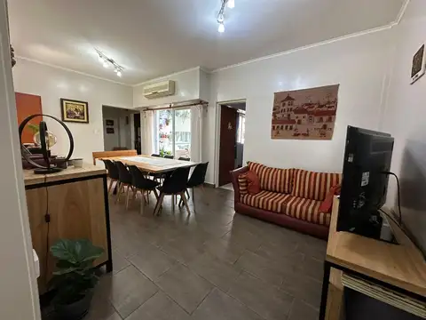 Depto Tipo Casa en Venta en Castelar Norte, USD 120.000