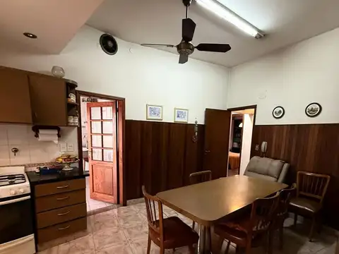 Depto Tipo Casa en Venta 50 años