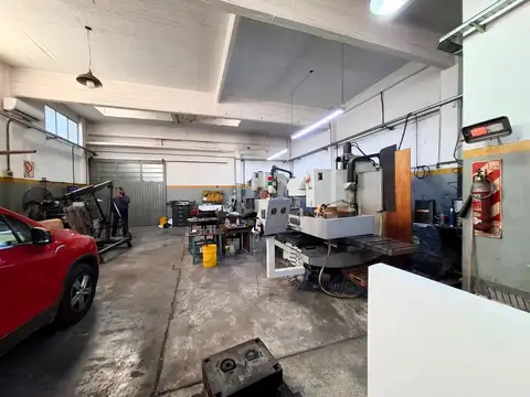 Galpon en Venta en Tapiales, USD 450.000