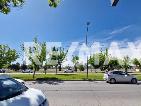 Local en Alquiler en Cipolletti, $ 3.800.000