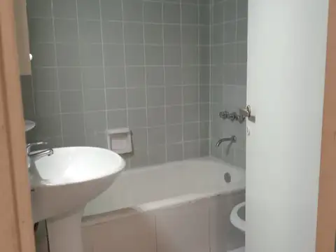 Departamento en Alquiler en Microcentro, $ 400.000