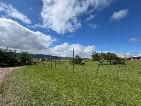 VENTA TERRENO 586 M2 EN LOS REARTES. CALAMUCHITA