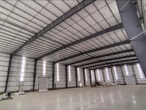 Galpon en Venta en Exaltación de la Cruz, USD 1.200.000