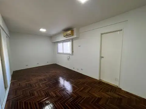 Oficina en Alquiler al Noroeste