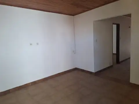 Casa en Venta en Villa Elisa, USD 135.000