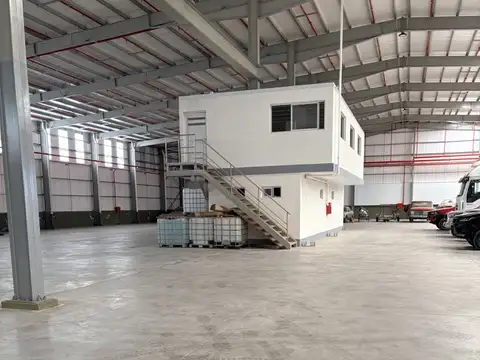 Nave Logistica 3.500 m² – Autopista Rosario–Buenos Aires – Acceso Arroyo Seco