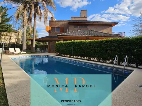 Casa en Venta de 5 dormitorios