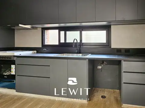 Depto Tipo Casa 3 ambientes con 2 baños