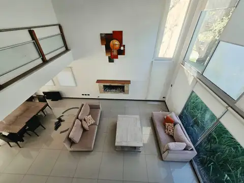 Casa en Alquiler de 5 dormitorios
