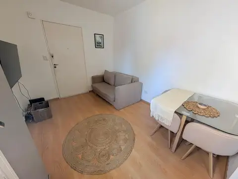 Departamento en venta 2 amb. Terraza propia. Apto Crédito