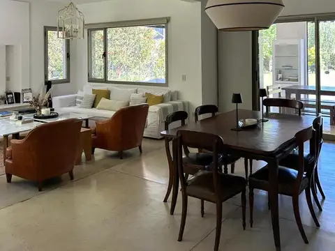 Casa en Alquiler Temporal en Villanueva, USD 5.000