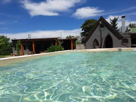 Vendo   Hermoso predio en Zavalla 1600 m2