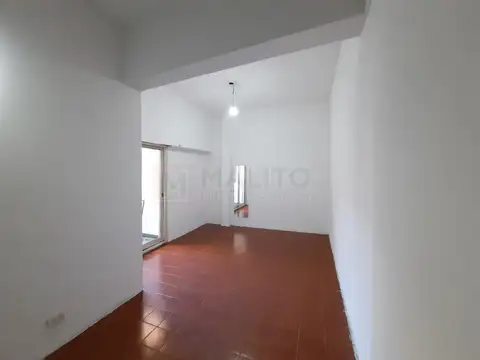 Av. Castañares 5458 , Piso PB