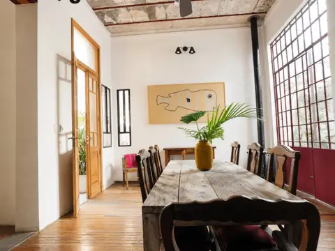REMODELADA Casa 4 ambientes con doble patio + atellier en venta en Barracas