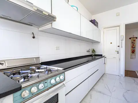 Departamento 4 ambientes con 2 baños