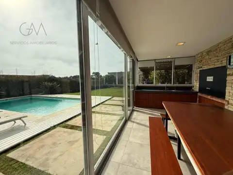 Casa en venta en Barrio Arenas del Sur