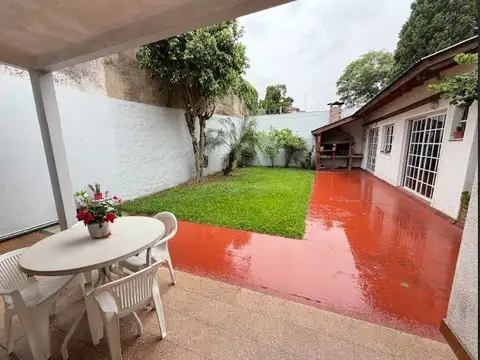 Venta de Casa 5 Ambientes en El Palomar, Morón