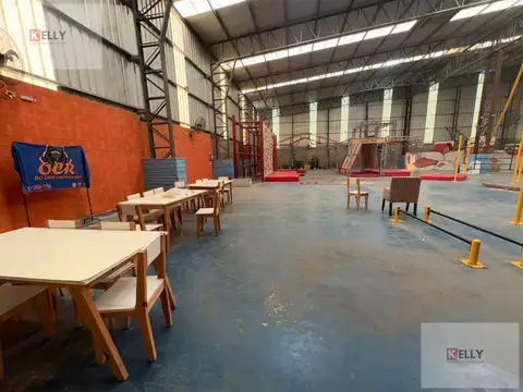 Galpon en Alquiler en Villa Rosa, USD 4.800