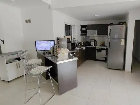 VENTA CASA TRES DORMITORIOS - PUEBLO ESTHER