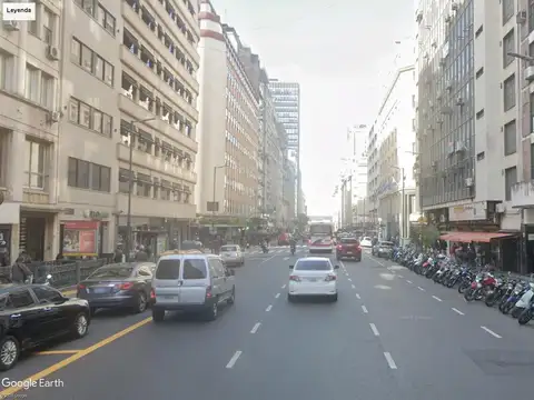 Avenida Corrientes e/ San Martín y Florida