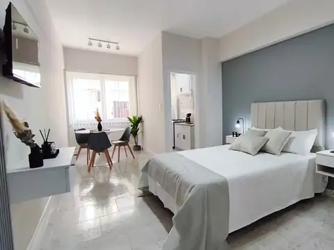 VENTA MONOAMBIENTE LATERAL PLAZA COLON