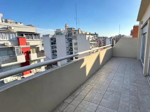 Alquiler depto 3 amb balcon terraza luminoso