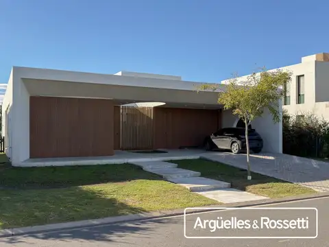 Oportunidad Casa 3 Dormitorios en Vida 1