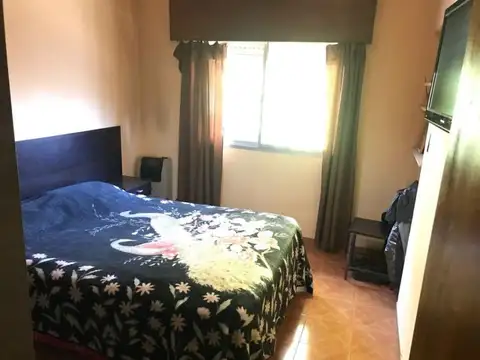 Depto Tipo Casa 4 ambientes con 1 baño