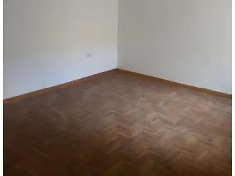 Casa en Alquiler en Echesortu, $ 1.100.000