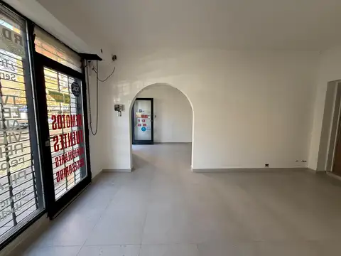 Local en Alquiler en San Fernando Vias  /  Centro, $ 800.000