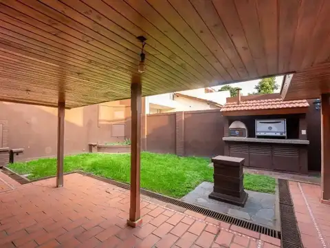 Casa en Venta en Ciudad Jardin del Palomar, USD 220.000