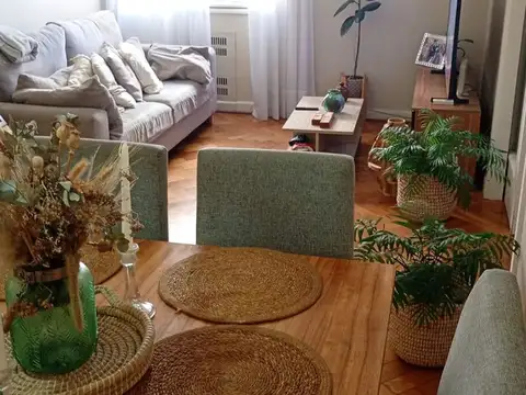 VENTA DEPARTAMENTO SEMI PISO EN CABALLITO .