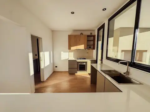 Casa en Venta en El Canton - Norte, USD 295.000