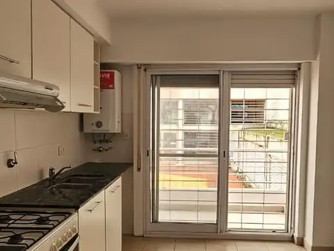 ALQUILER. Departamento Dos dormitorios. Cochera. Amenities