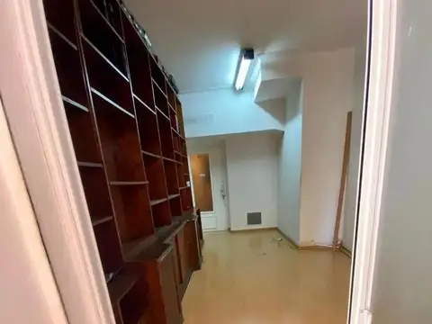 Luminosas oficinas en Tribunales