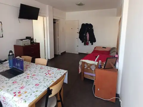 Zeballos 1900, Piso 7