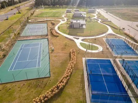 VENTA Lote a Laguna 700m2 - Etapa 1 - Las Victorias Barrio Privado 100