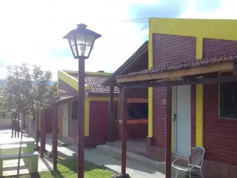 Avenida Independencia e/ El Pensamiento y Las Margaritas