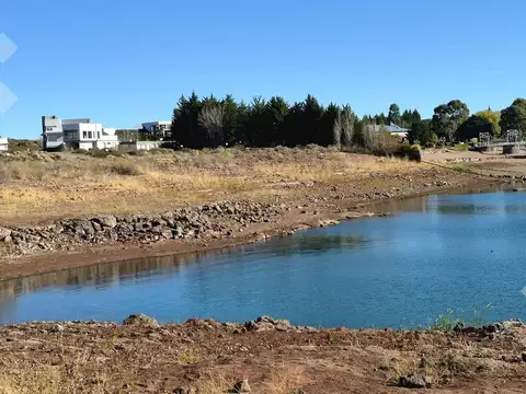 Terreno en Venta de 980,0 m2