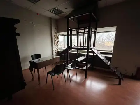 DEPOSITO/GALPON/OFICINA en venta, Haedo norte.