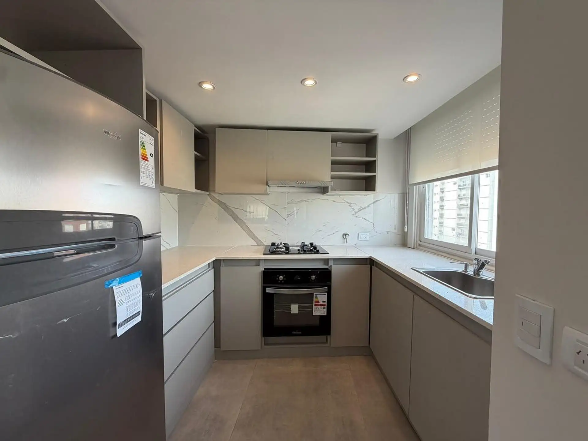 Venta Departamento 4 ambientes con cochera