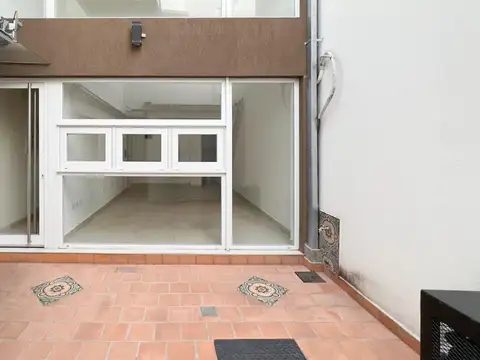 OFICINA MERLO CENTRO  - SOBRE AV. DEL LIBERTADOR