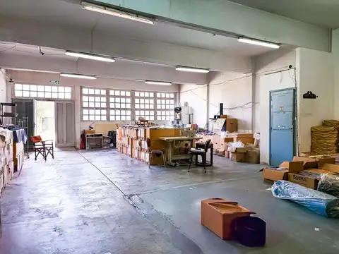 Ugarte al 2300