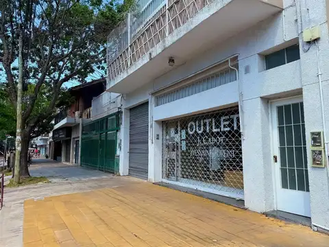 Local con Depósito en Venta, Ubicado en Zona Comercial de Olivos, Vicente López
