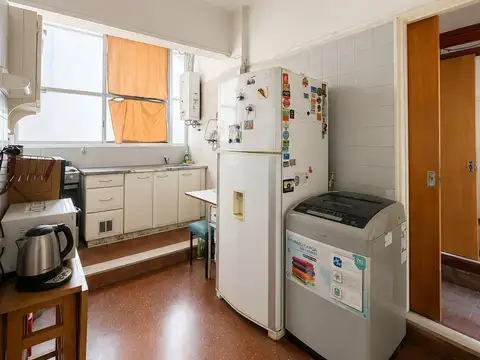 Avenida Montes De Oca 300, Piso 4