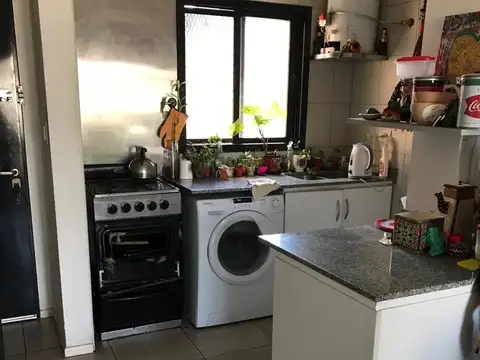 Depto Tipo Casa en Venta en Villa Dominico, USD 59.000