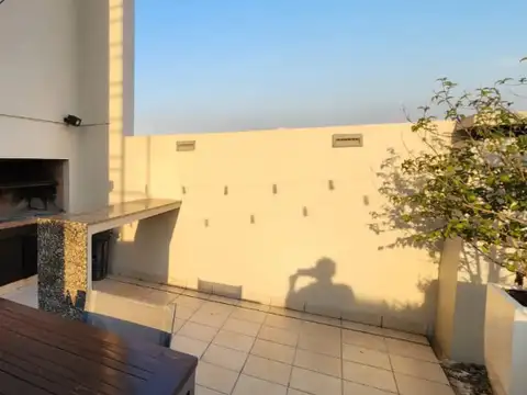 Av. Juan Bautista Alberdi 100