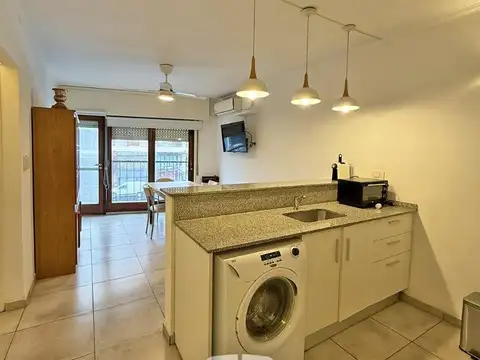 GRAN DEPARTAMENTO DE UN DORMITORIO AMUEBLADO ARROYITO